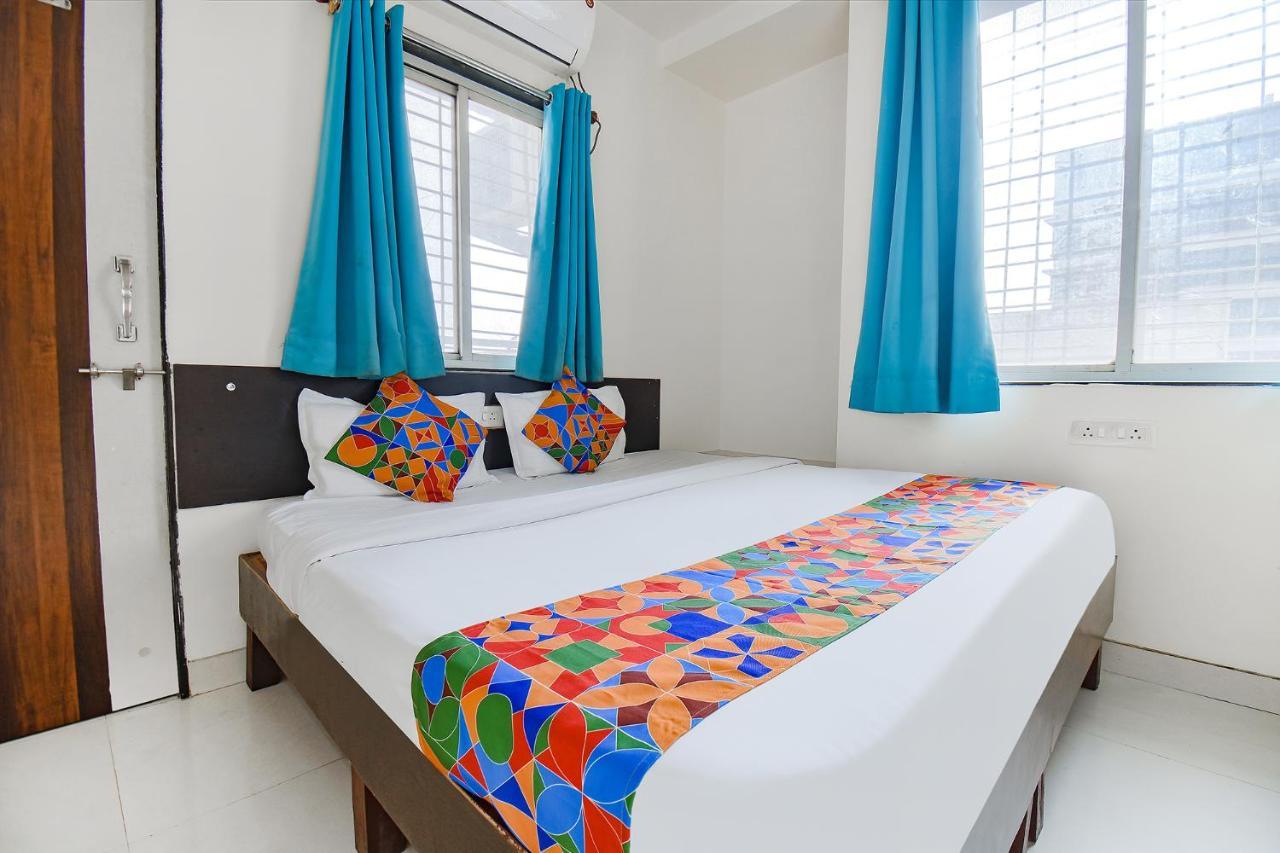 פונה Fabexpress Galaxy Apartments מראה חיצוני תמונה